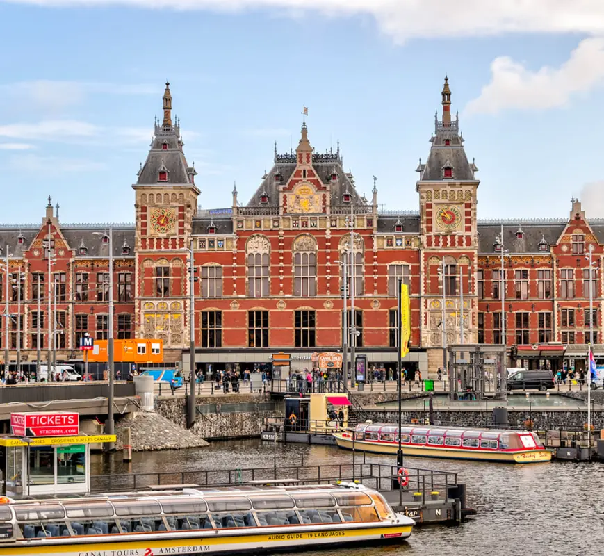 Luggage Storage Amsterdam Central Station