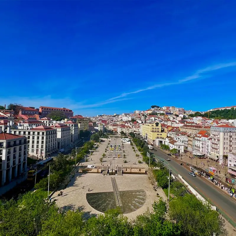 手荷物預かり所 Praça Martim Moniz