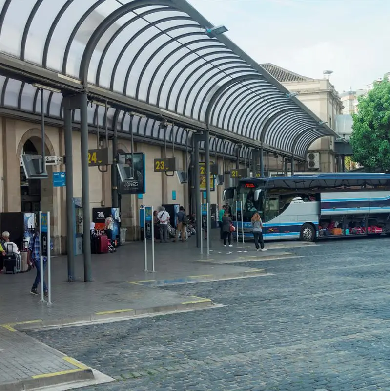 Depositi bagagli Estación Nord bus station